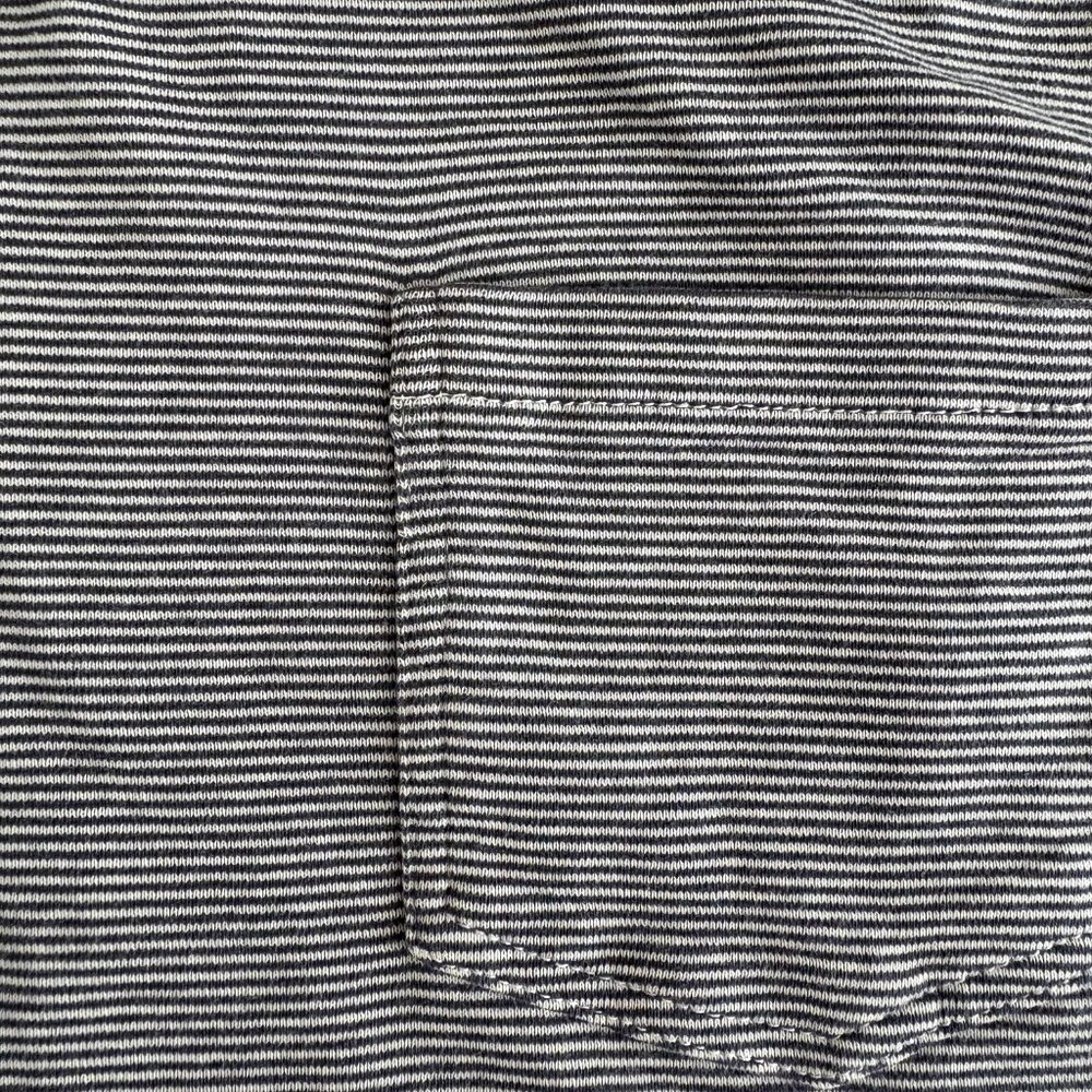 Striped Tank Top - Picture 3 of 5